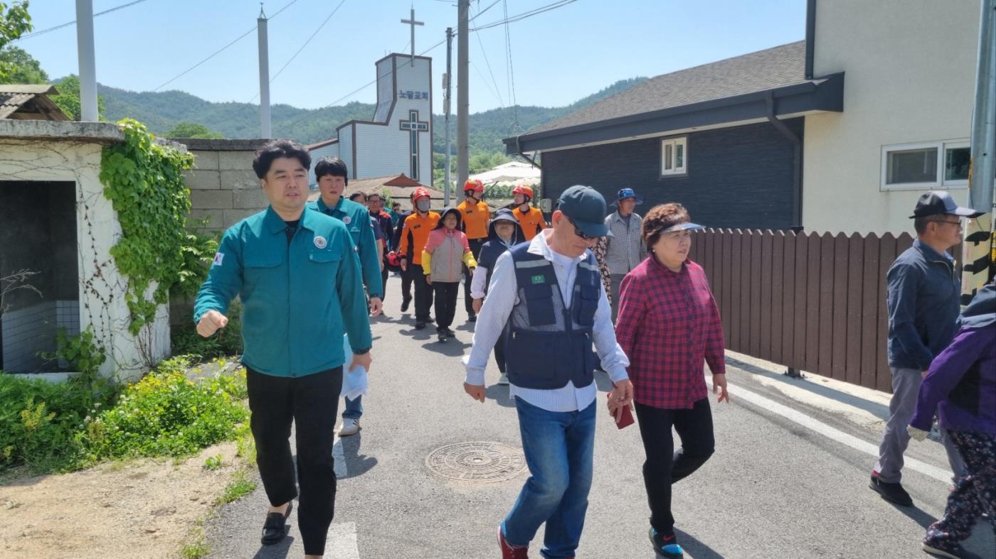 3-3 사진(영양군, 산사태 재난대비 훈련 실시).jpg