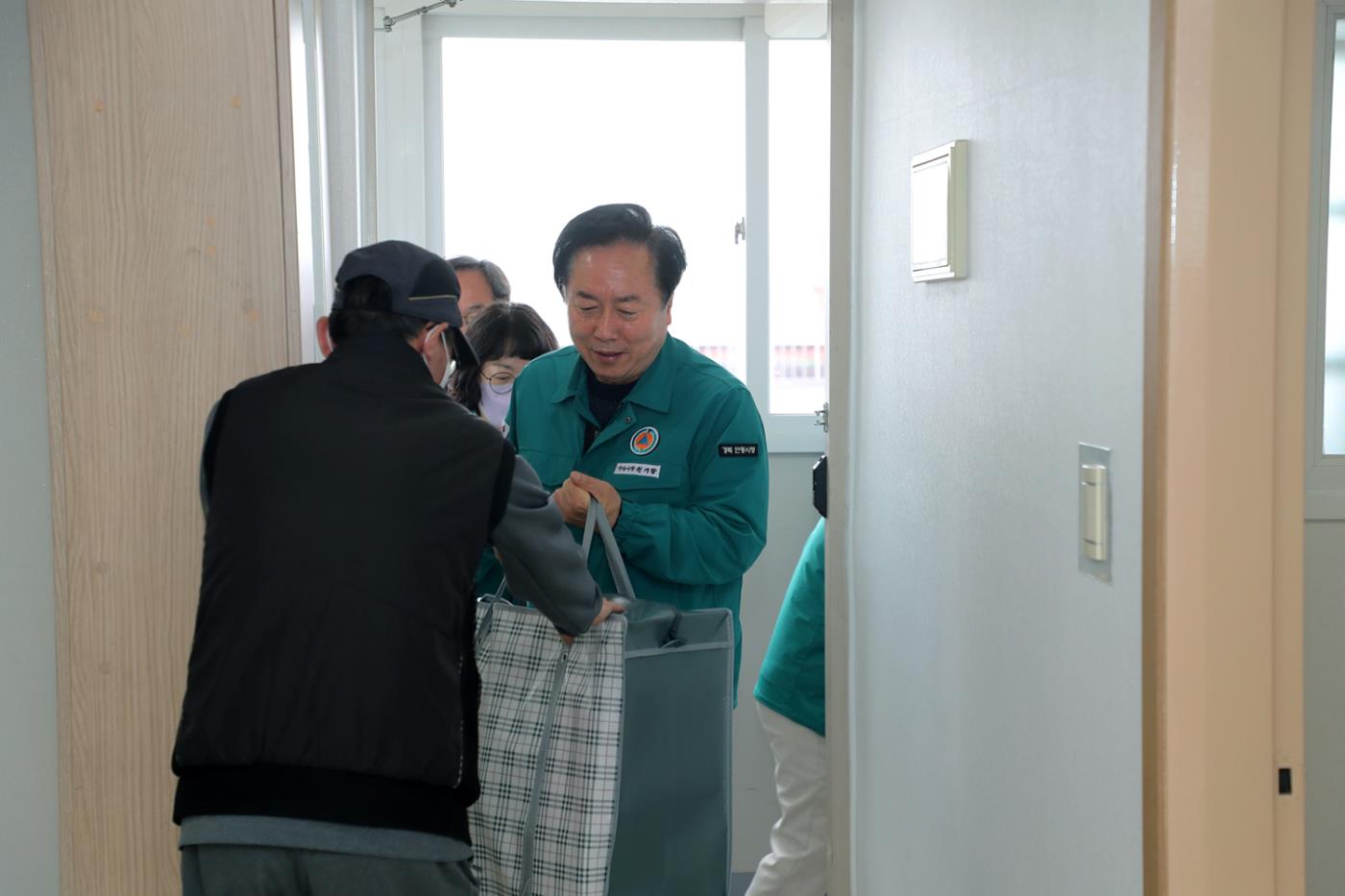0410 안동시 산불피해 이재민, 공공임대주택 긴급 주거지원 입주 시작 (3).JPG