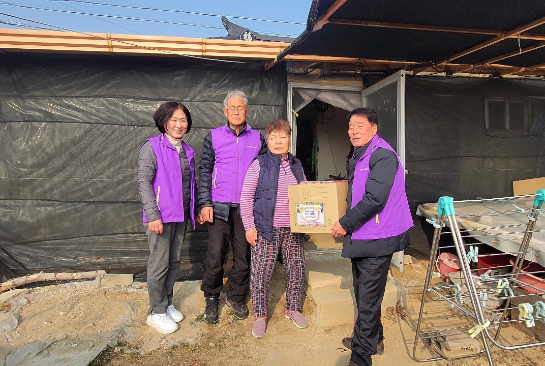 0124 풍산읍지역사회보장협의체, 설맞이 나눔꾸러미 전달 (2).jpg