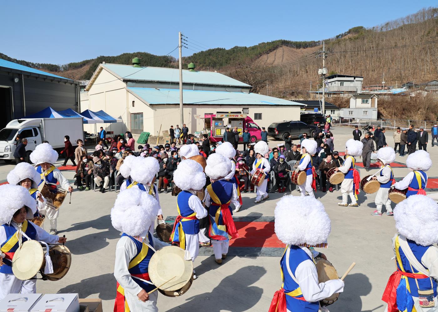 2-4 사진(제14회 청기면민 화합 민속 윷놀이대회).jpg