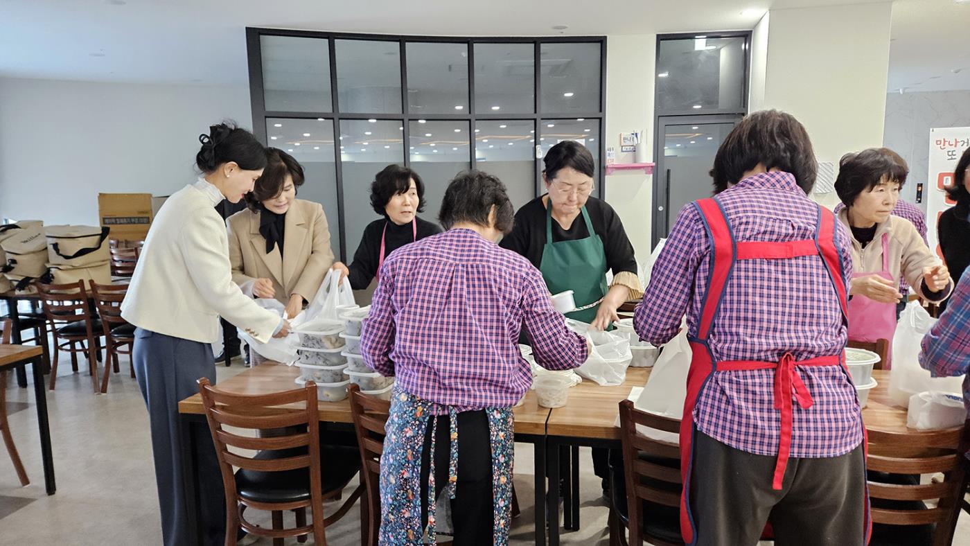 0307 옥동 마을복지계획 추진단, 『만나요』 사업 개시 (2).jpg