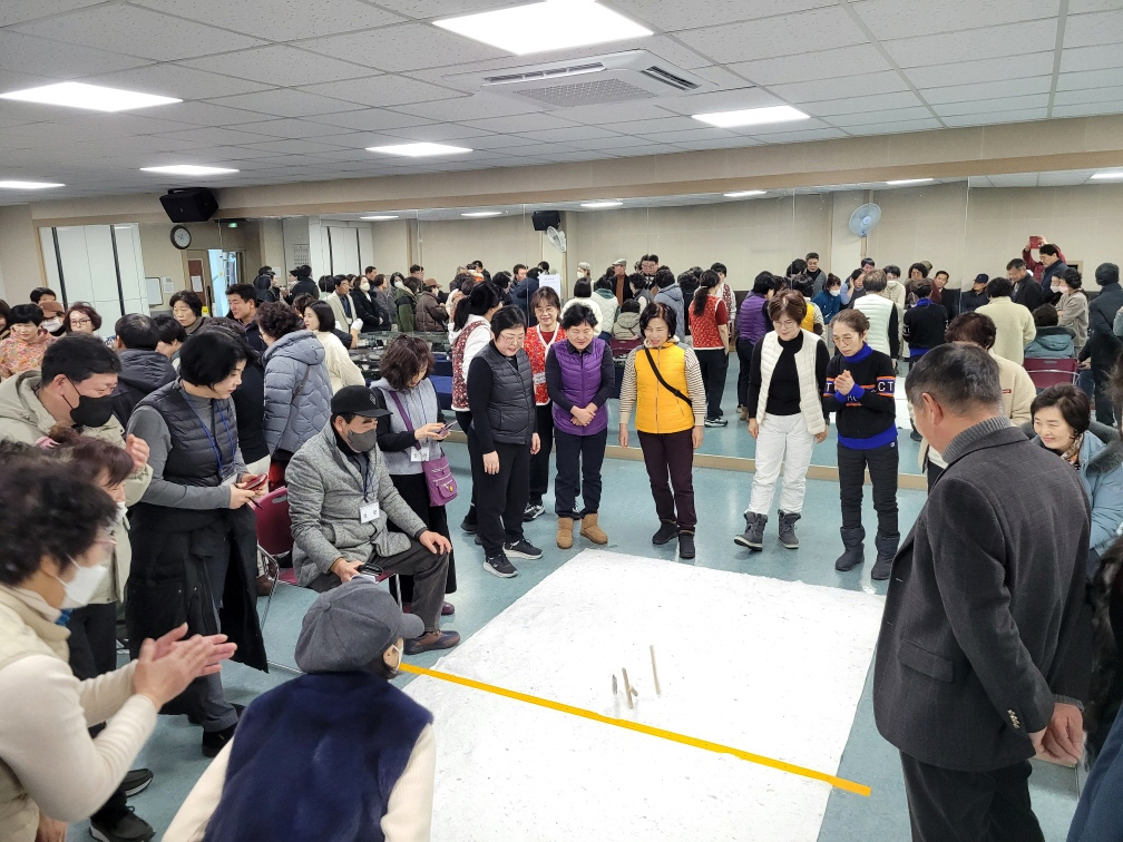 0210 옥동 자생단체 화합 윷놀이 대회 성료 (1).jpg