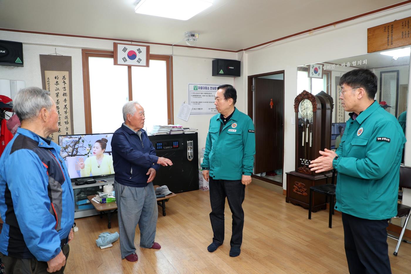 0403 안동시, 산불피해 주민 거주 경로당 지원에 총력 (1).JPG