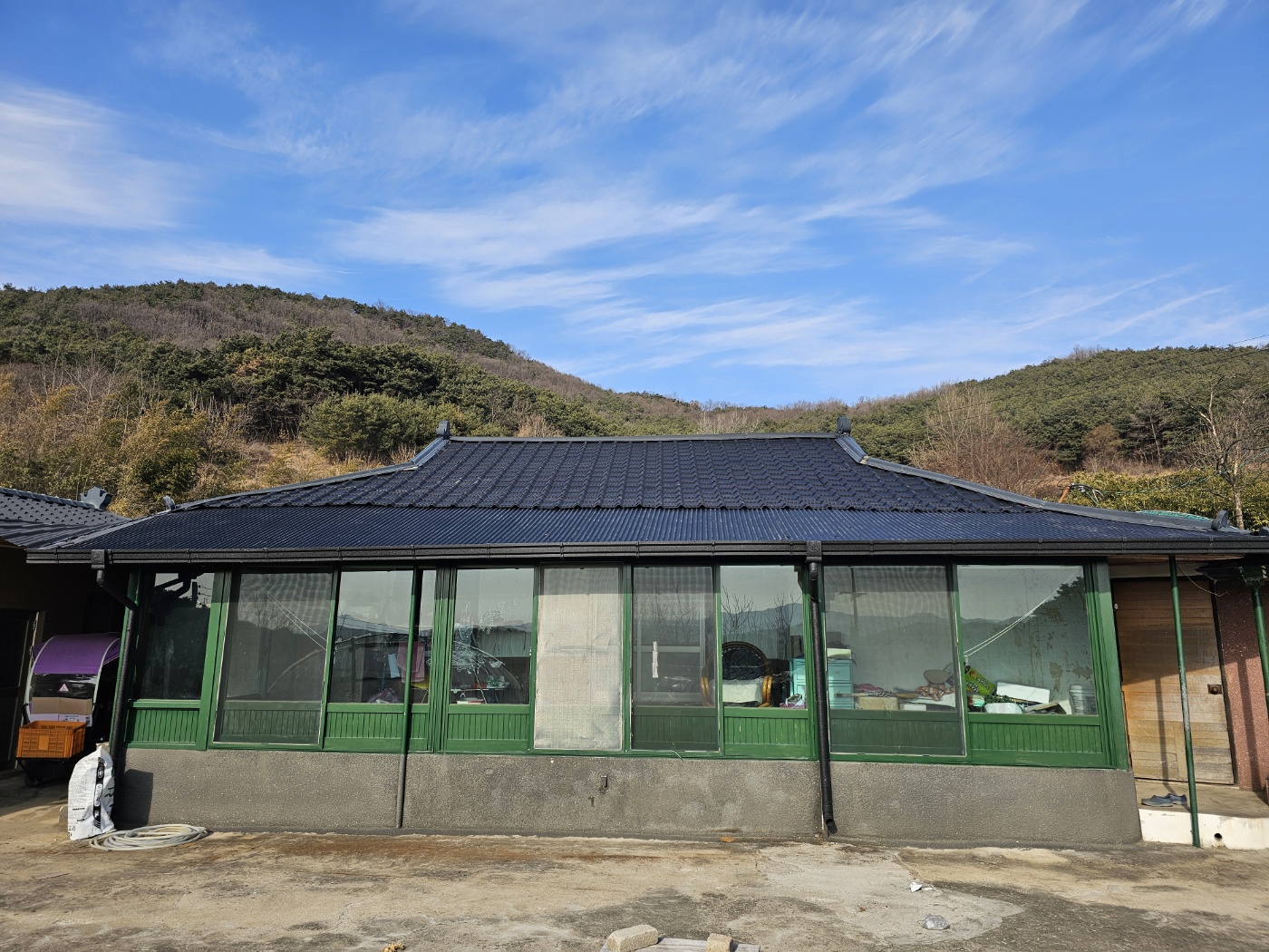 0305 안동시자원봉사센터와 대덕산업, 주거 취약계층 집수리 지원 (2).jpg